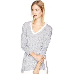 Wilfred Women's Sherbrooke light Gray Oversized V-Neck Side Slit Top - xxs